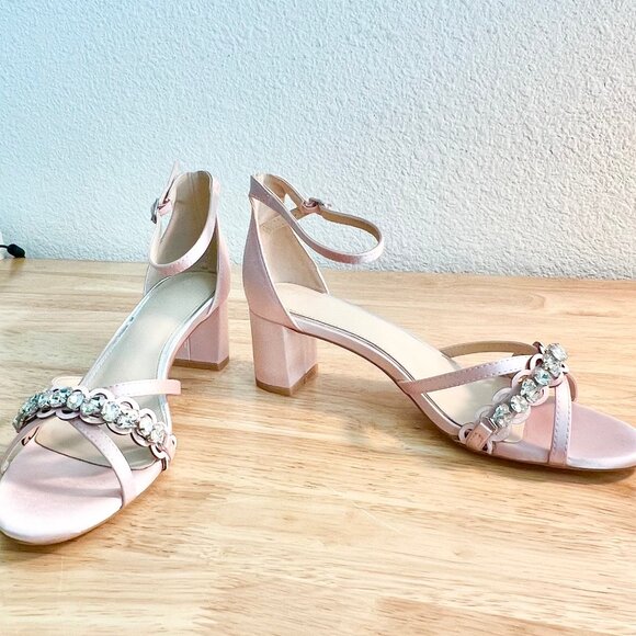 Women's 8.5 US Ballet Pink Satin Rhinestone Embellished Formal Sandal Heels - Picture 9 of 10